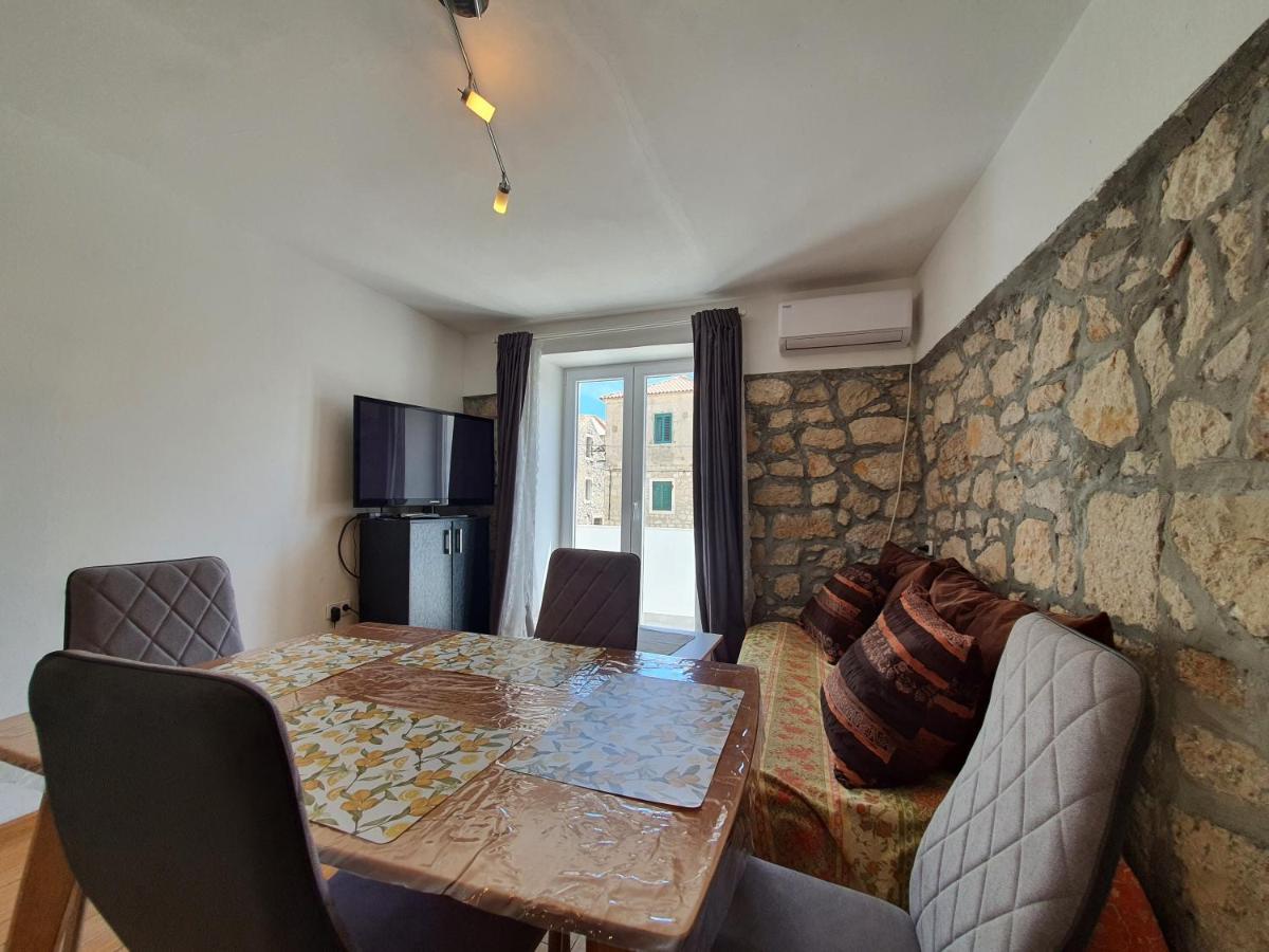 Apartment Vinjerac II מראה חיצוני תמונה